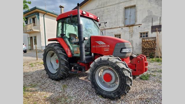 trattore usato Mccormick CX95